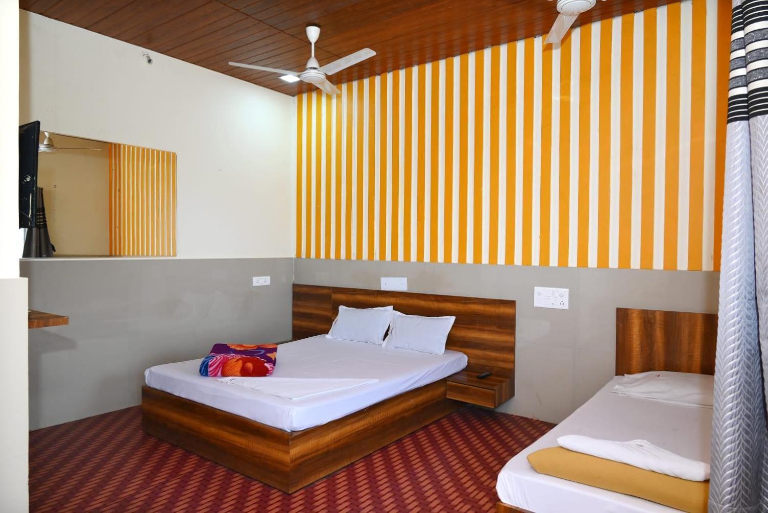 P P Lodging Mangvadi Exterior foto