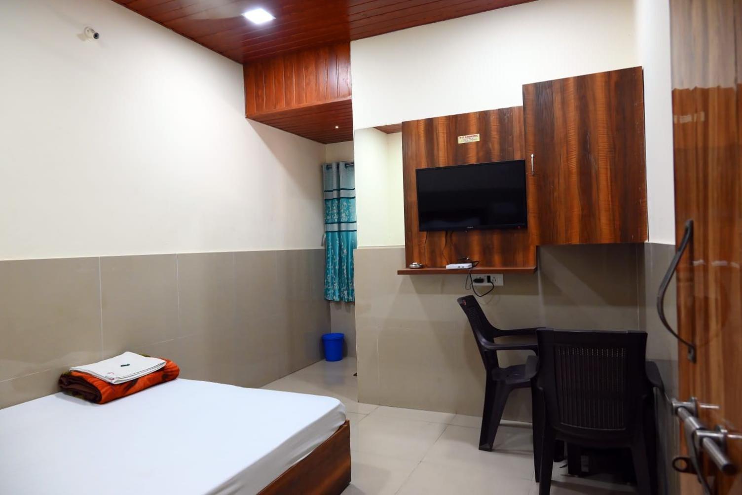 P P Lodging Mangvadi Exterior foto